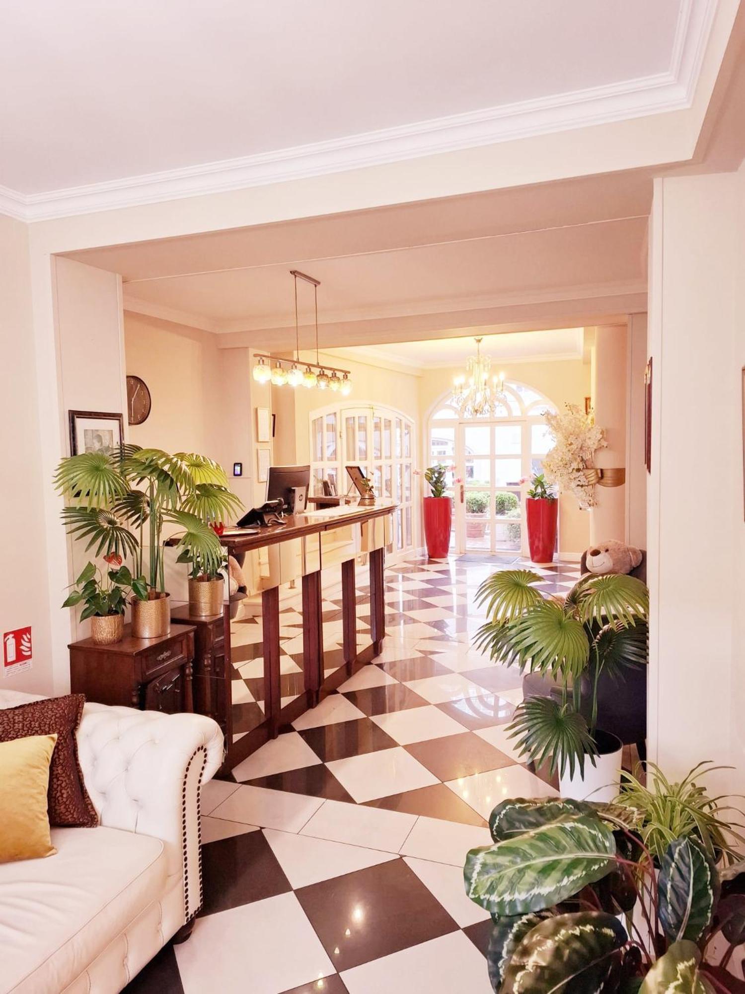 Hotel Livadic 萨莫博尔 外观 照片