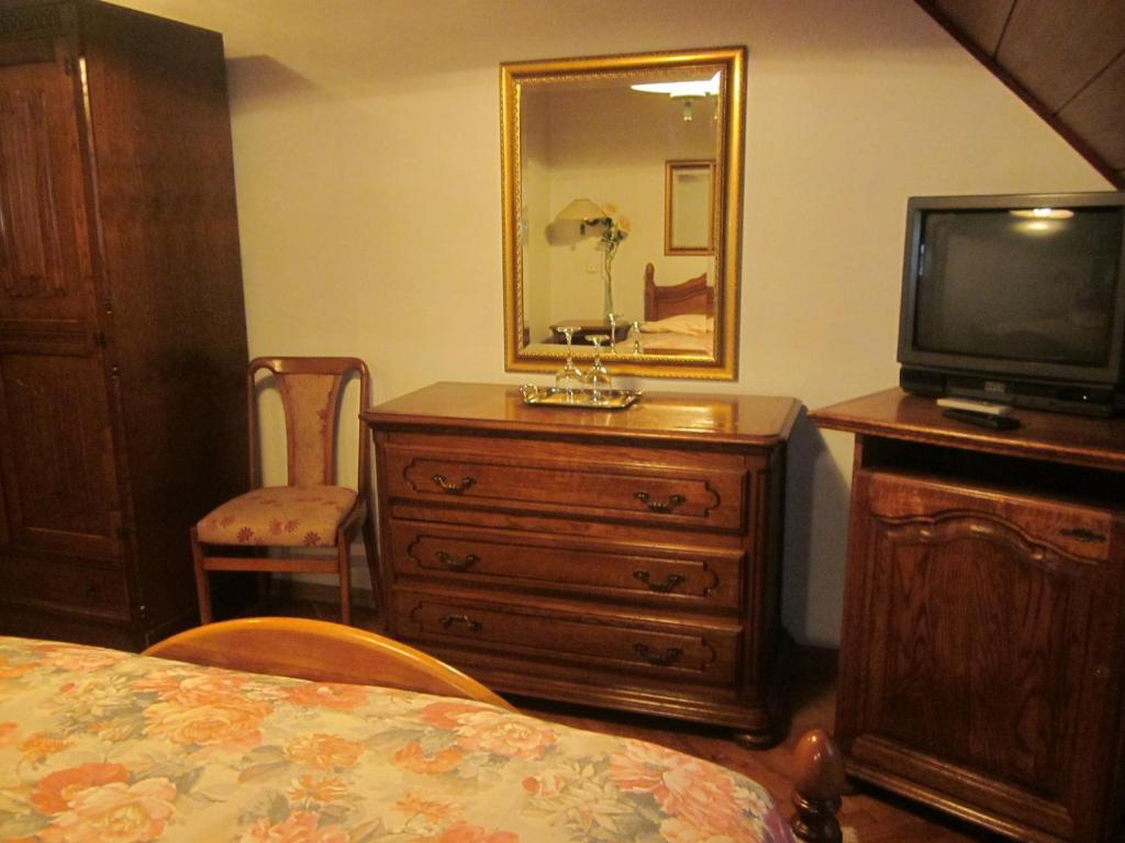 Hotel Livadic 萨莫博尔 外观 照片